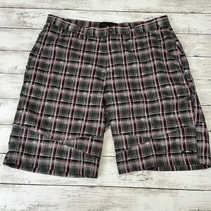 OAKLEY BOARD SHORTS SZ 36W plaid gray & pink